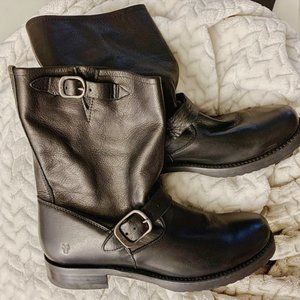 ACCEPTING OFFERS Frye Veronica Short Boot